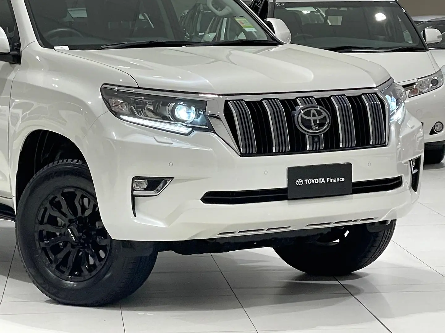 2022 Toyota Landcruiser Prado Gallery Image 3