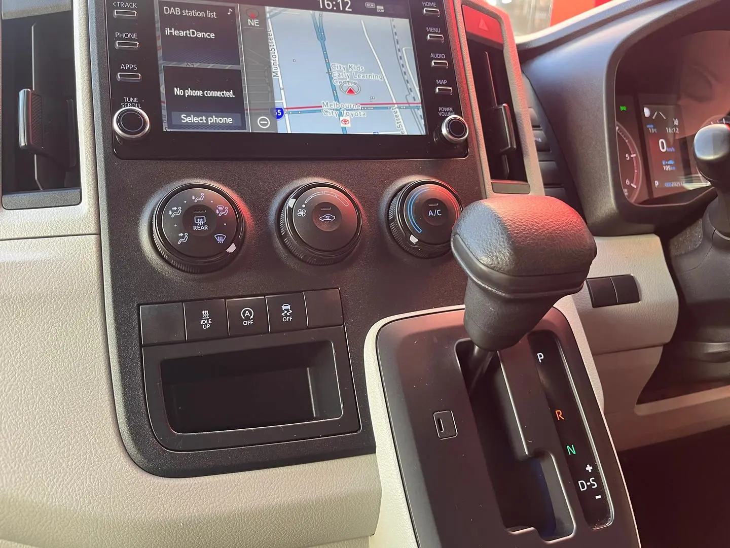 2021 Toyota Hiace Gallery Image 22