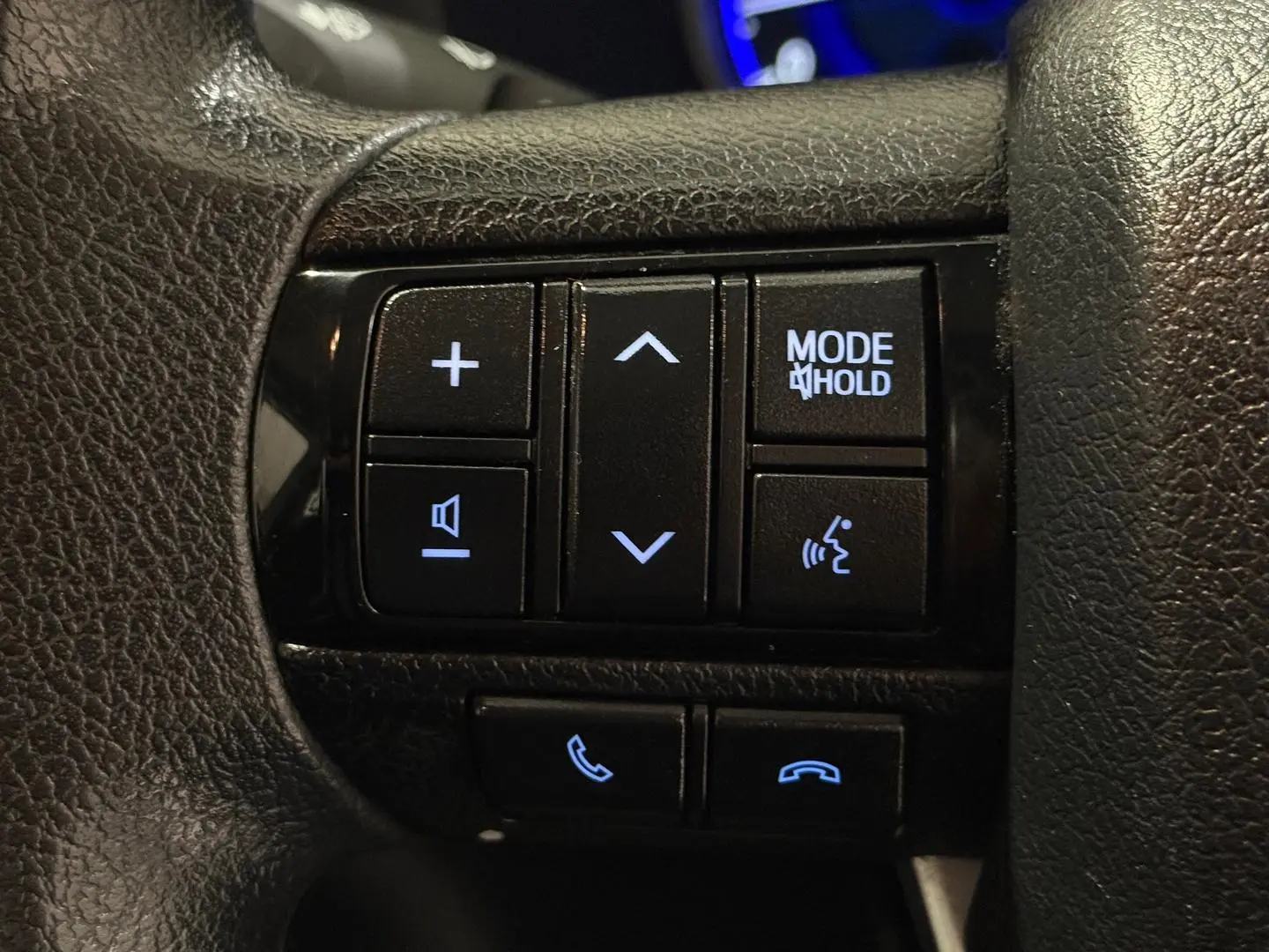 2019 Toyota Hilux Gallery Image 21
