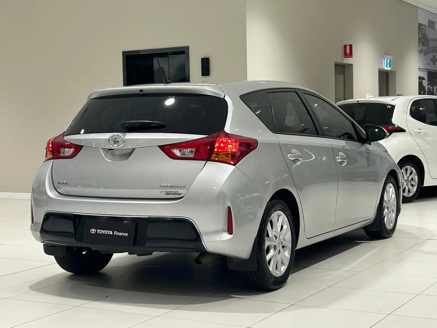 2014 Toyota Corolla Gallery Image 10