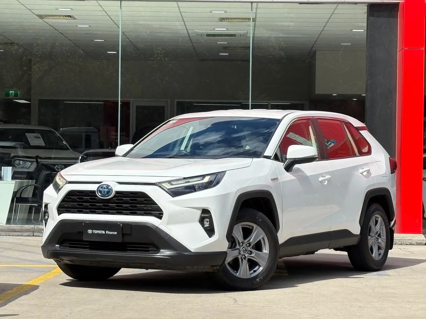 2022 Toyota RAV4 Gallery Image 4