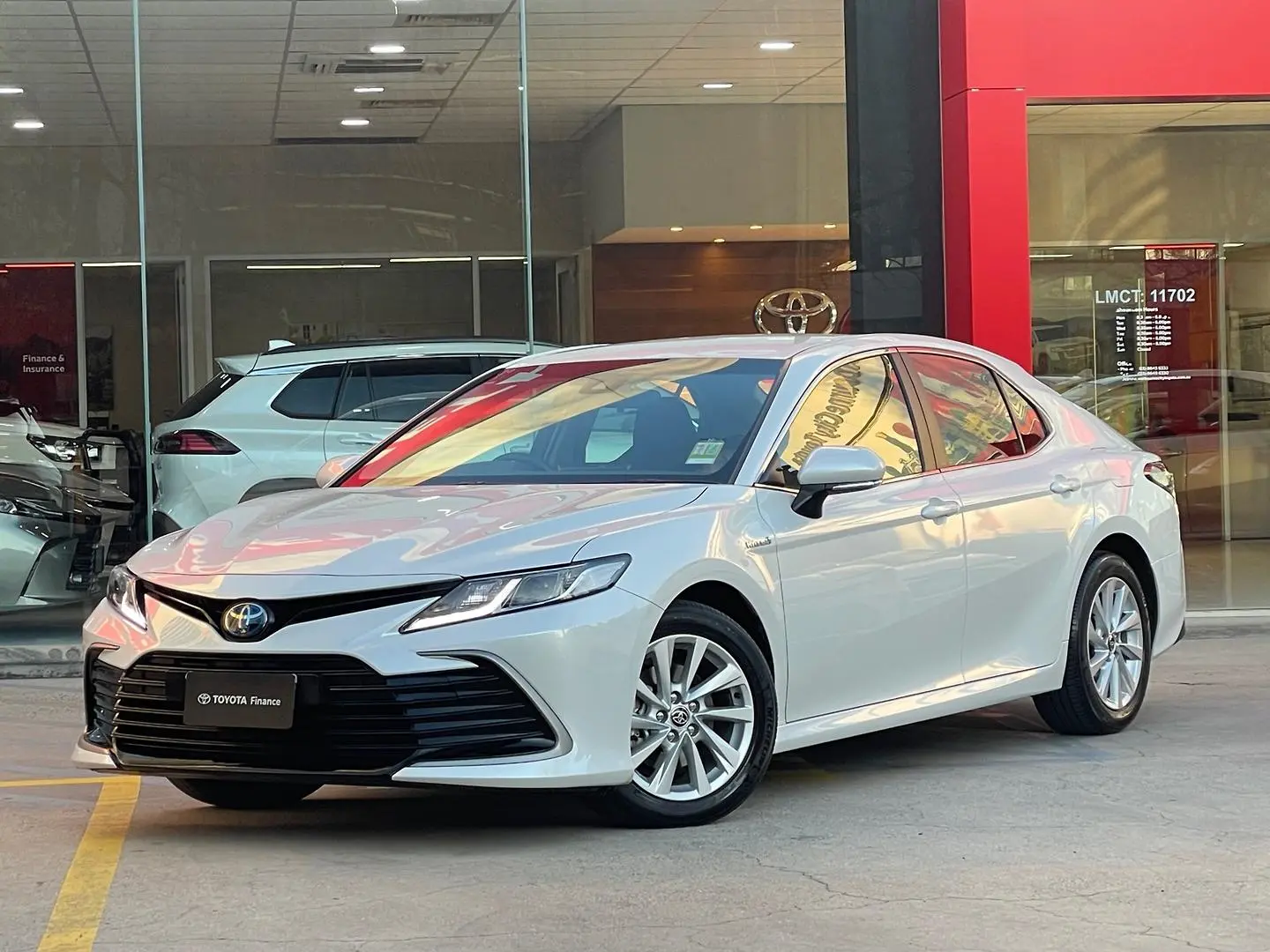 2022 Toyota Camry Gallery Image 4