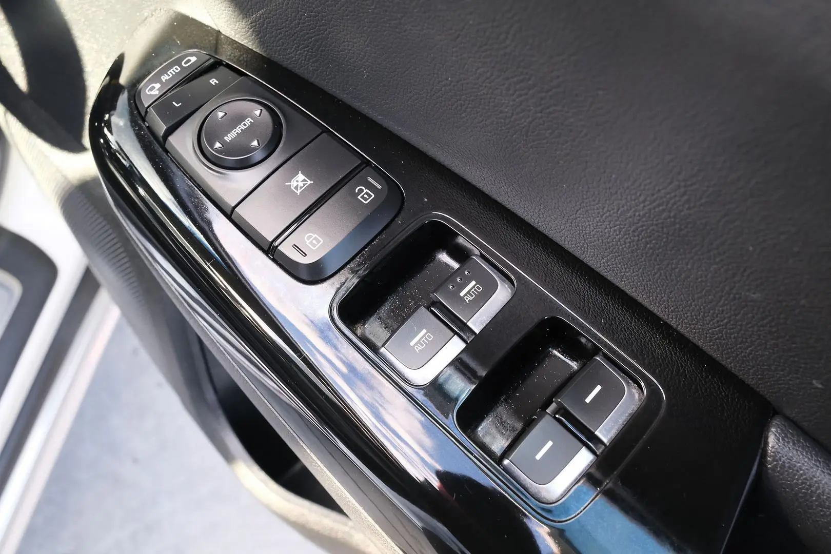 2017 Kia Sportage Gallery Image 17
