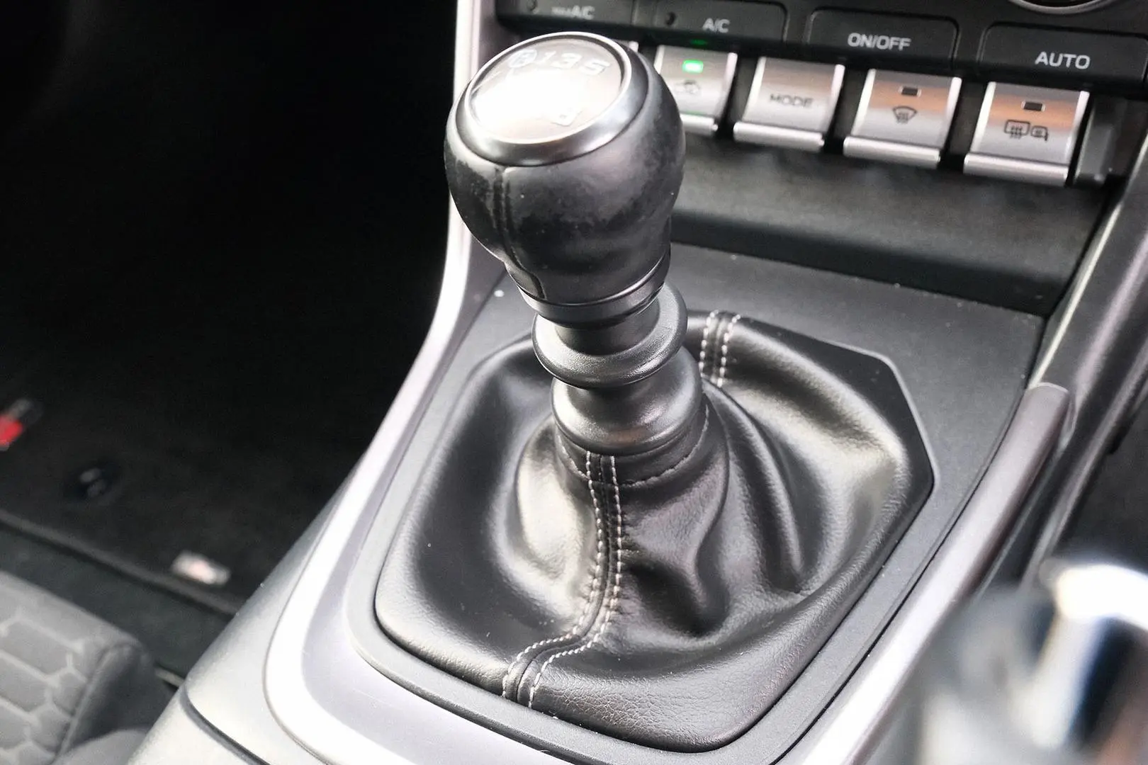 2023 Toyota GR86 Gallery Image 7