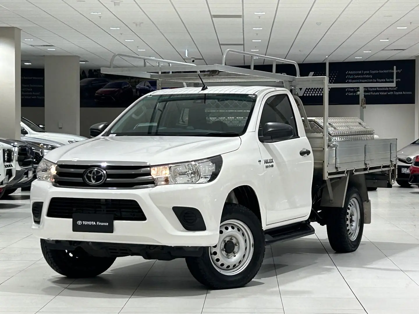 2020 Toyota Hilux Gallery Image 5
