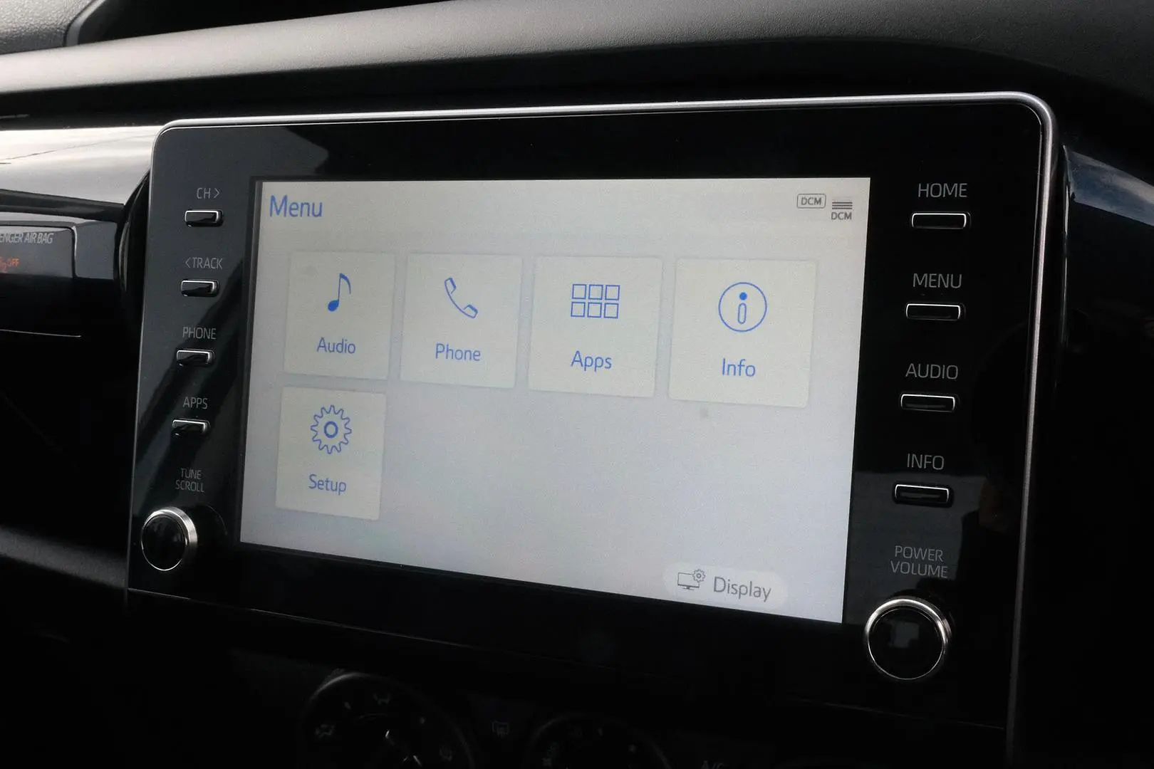 2023 Toyota Hilux Gallery Image 9