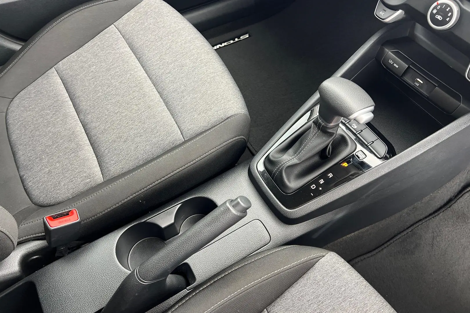 2023 Kia Stonic Gallery Image 18