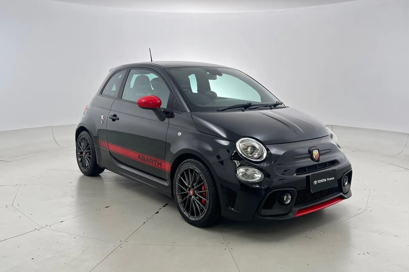 2021 Abarth 595 Gallery Image 1