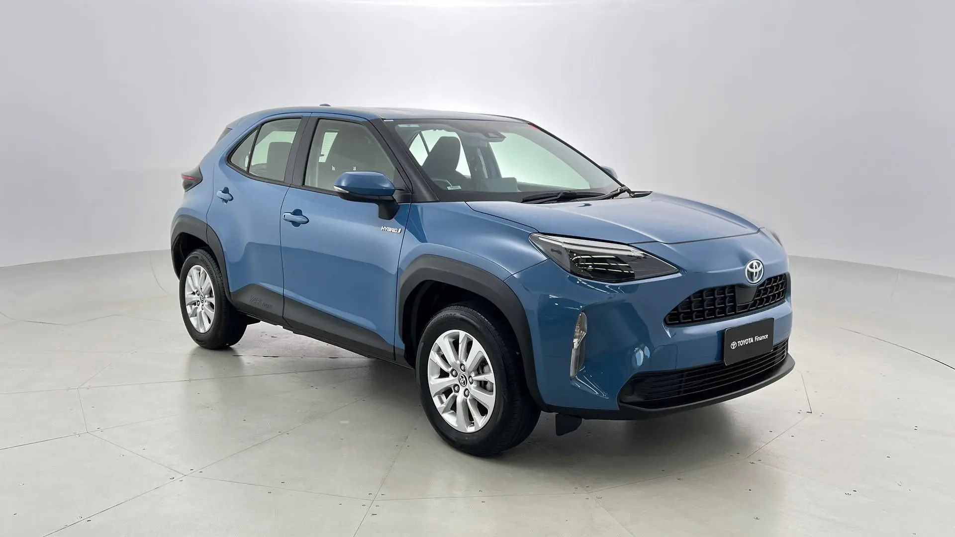 2022 Toyota Yaris Cross Image 1