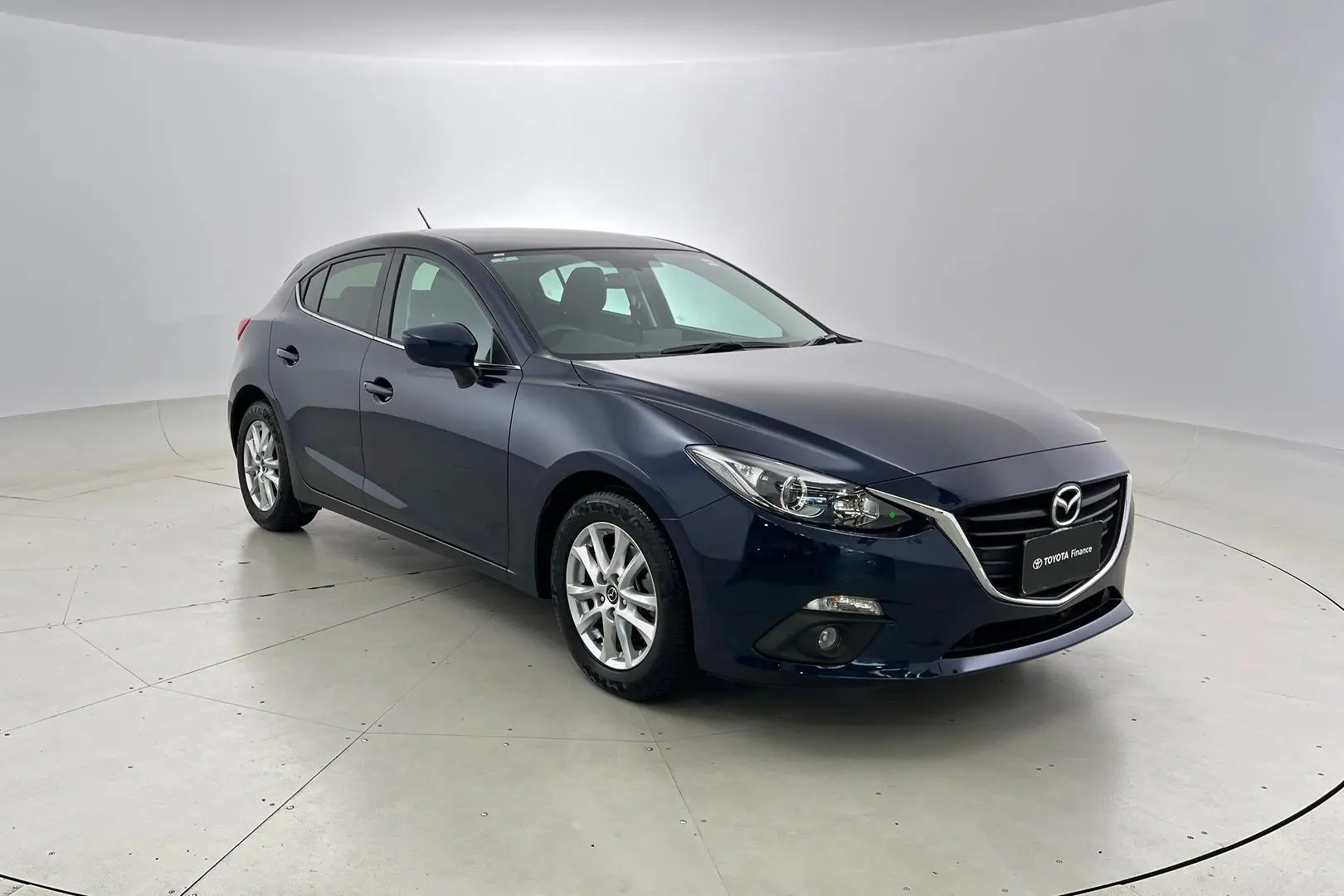 2015 Mazda 3 Gallery Image 1