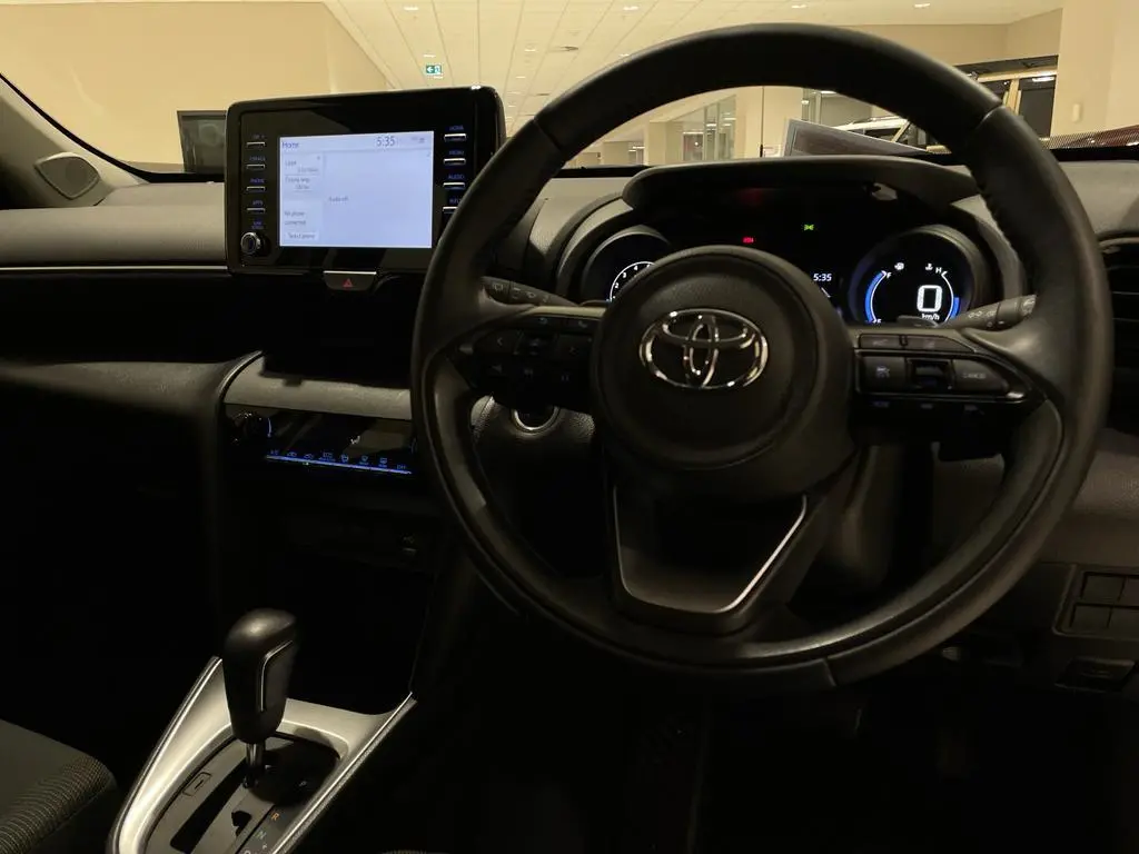 2024 Toyota Yaris Cross Gallery Image 9