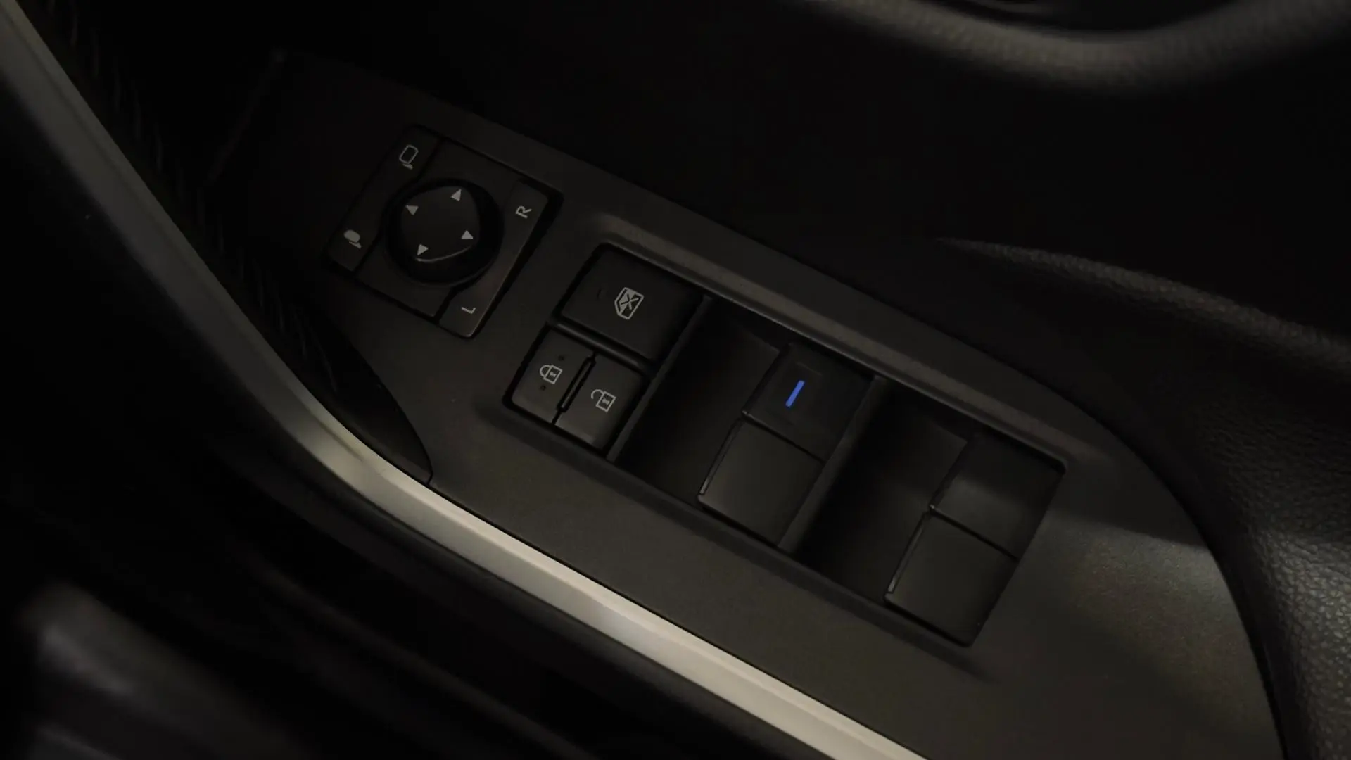 2022 Toyota RAV4 Gallery Image 14