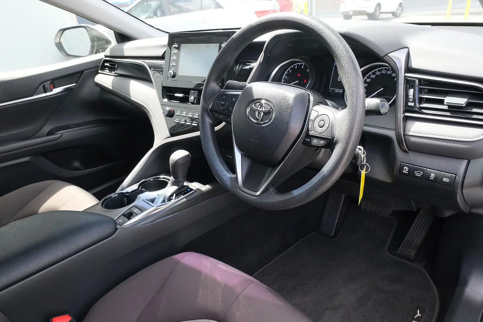 2024 Toyota Camry Gallery Image 7