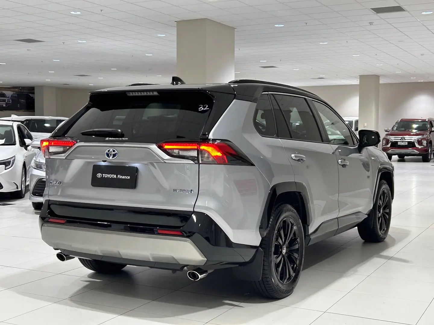 2024 Toyota RAV4 Gallery Image 10