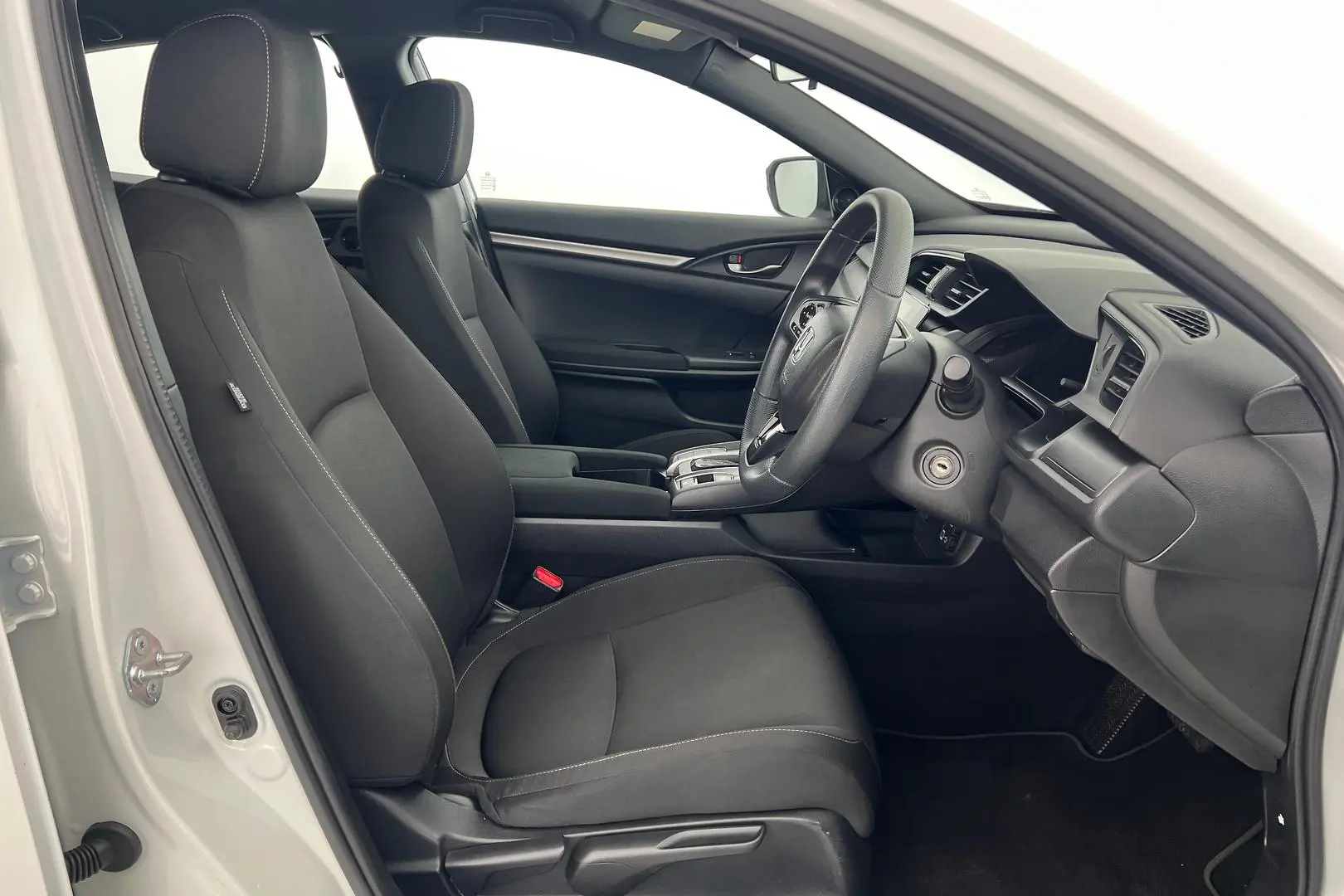 2019 Honda Civic Gallery Image 11