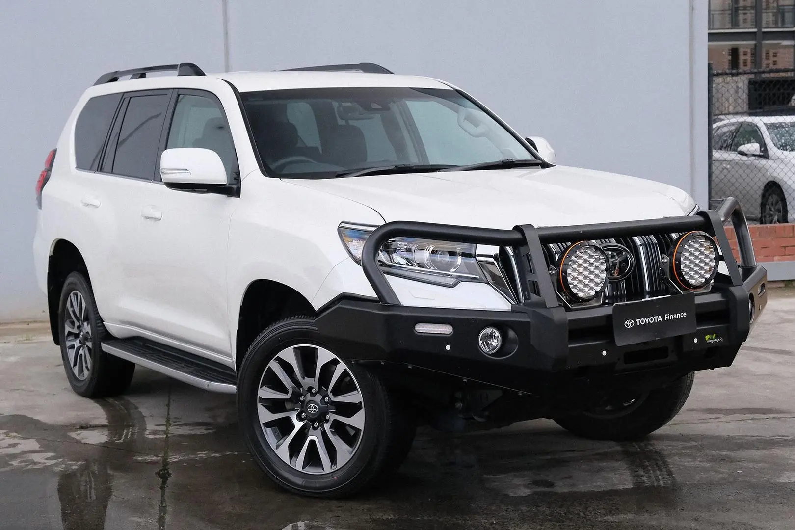 2023 Toyota Landcruiser Prado Gallery Image 1