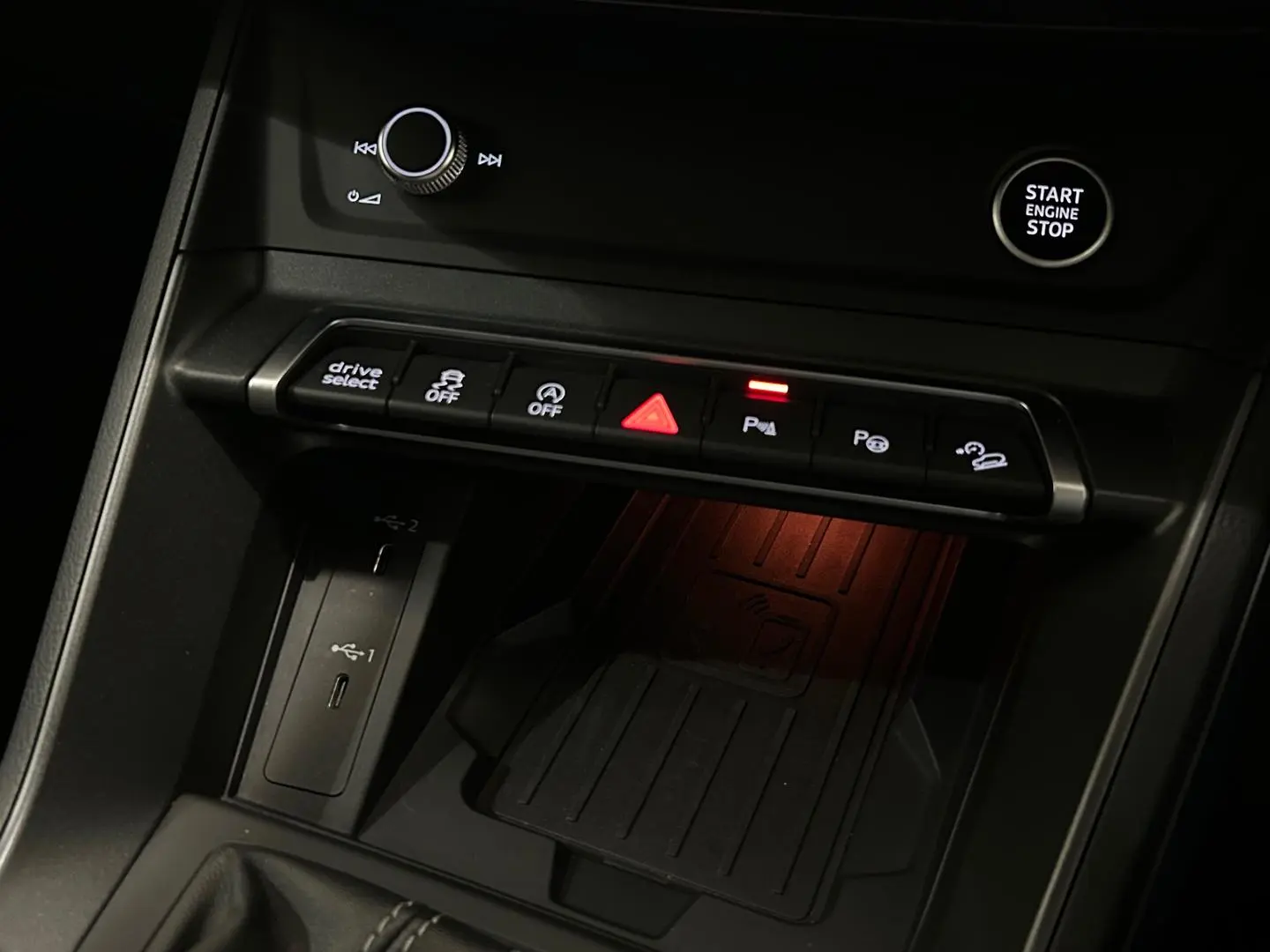 2024 Audi Q3 Gallery Image 19
