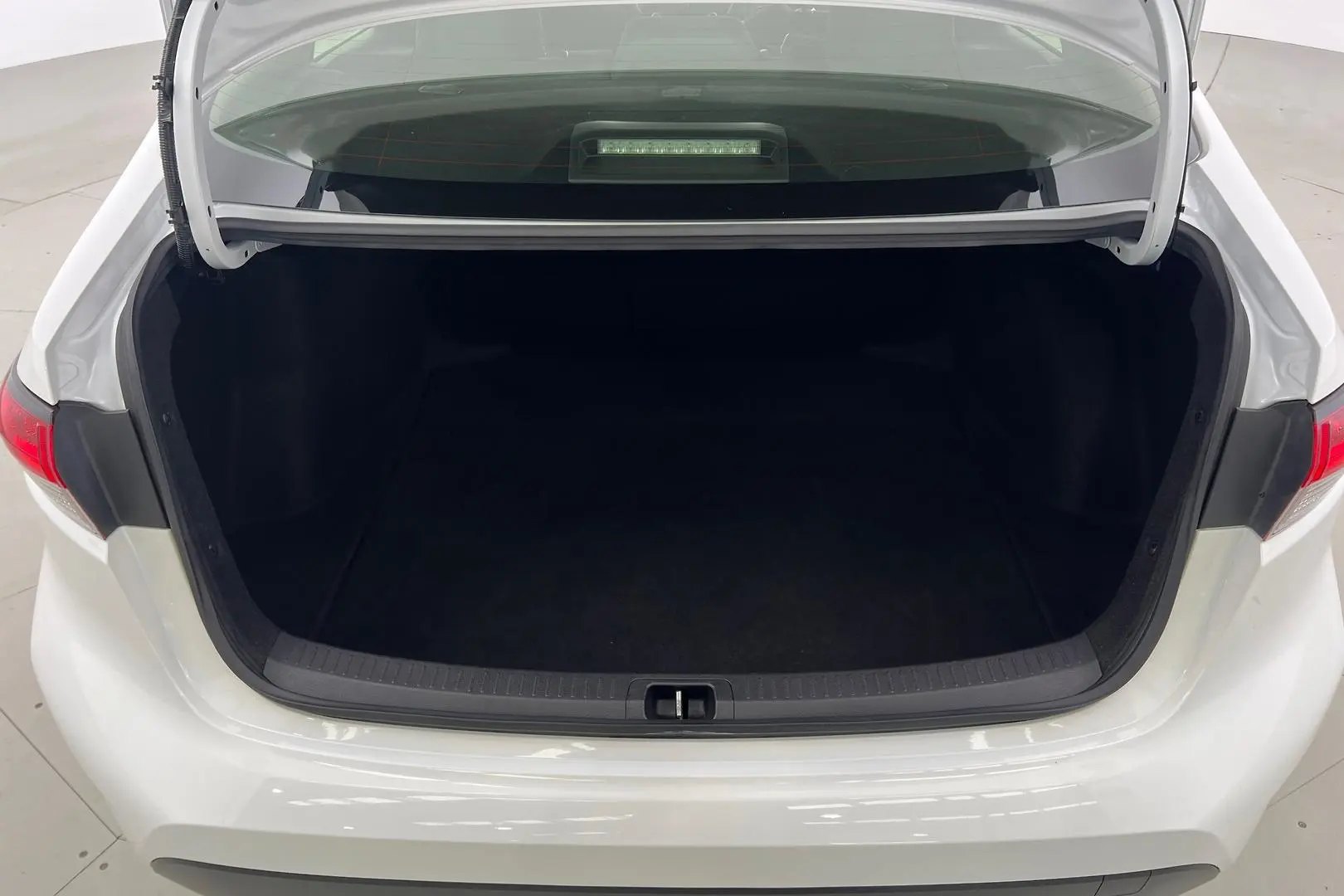 2022 Toyota Corolla Gallery Image 19