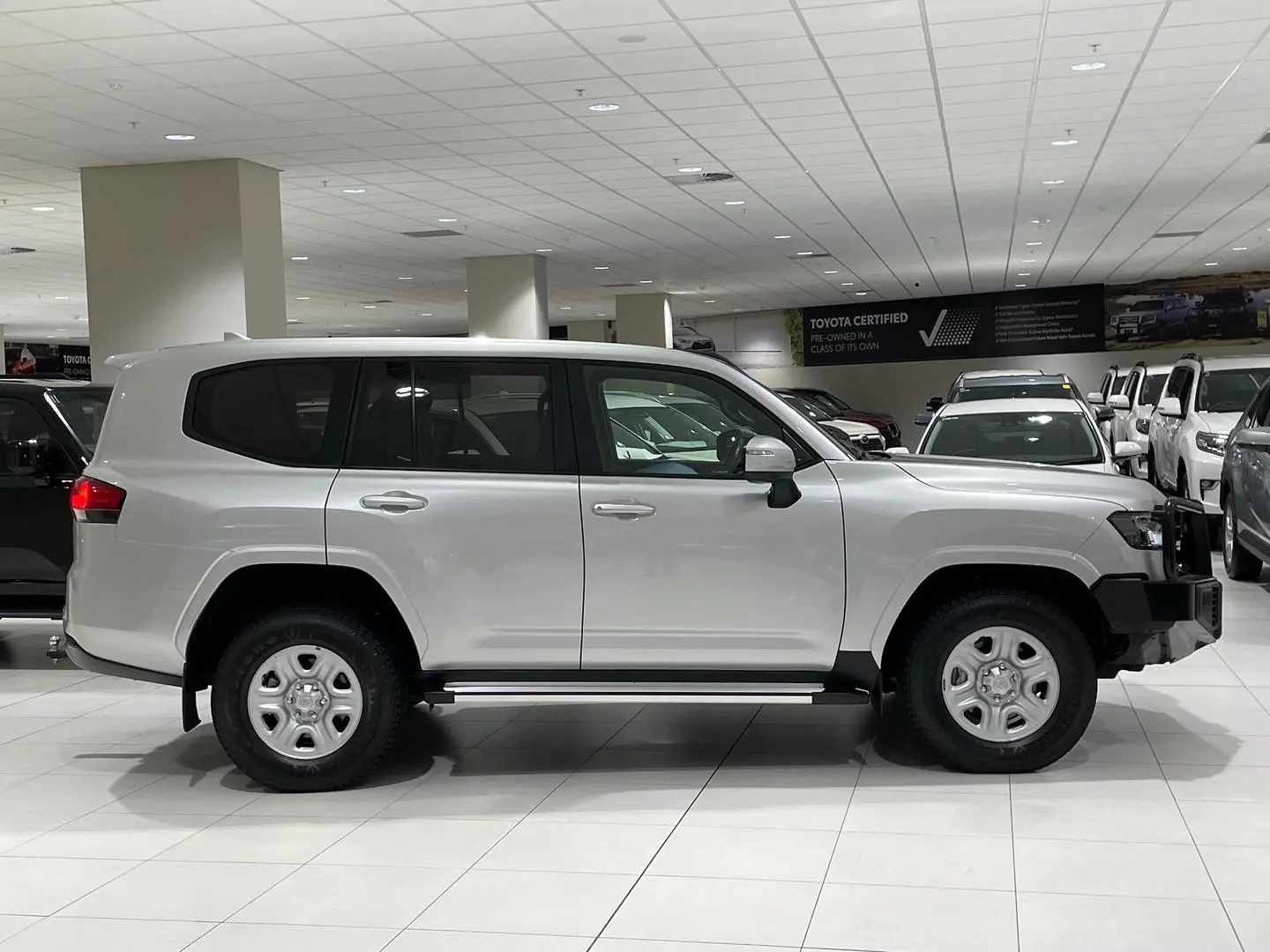 2022 Toyota Landcruiser Gallery Image 2