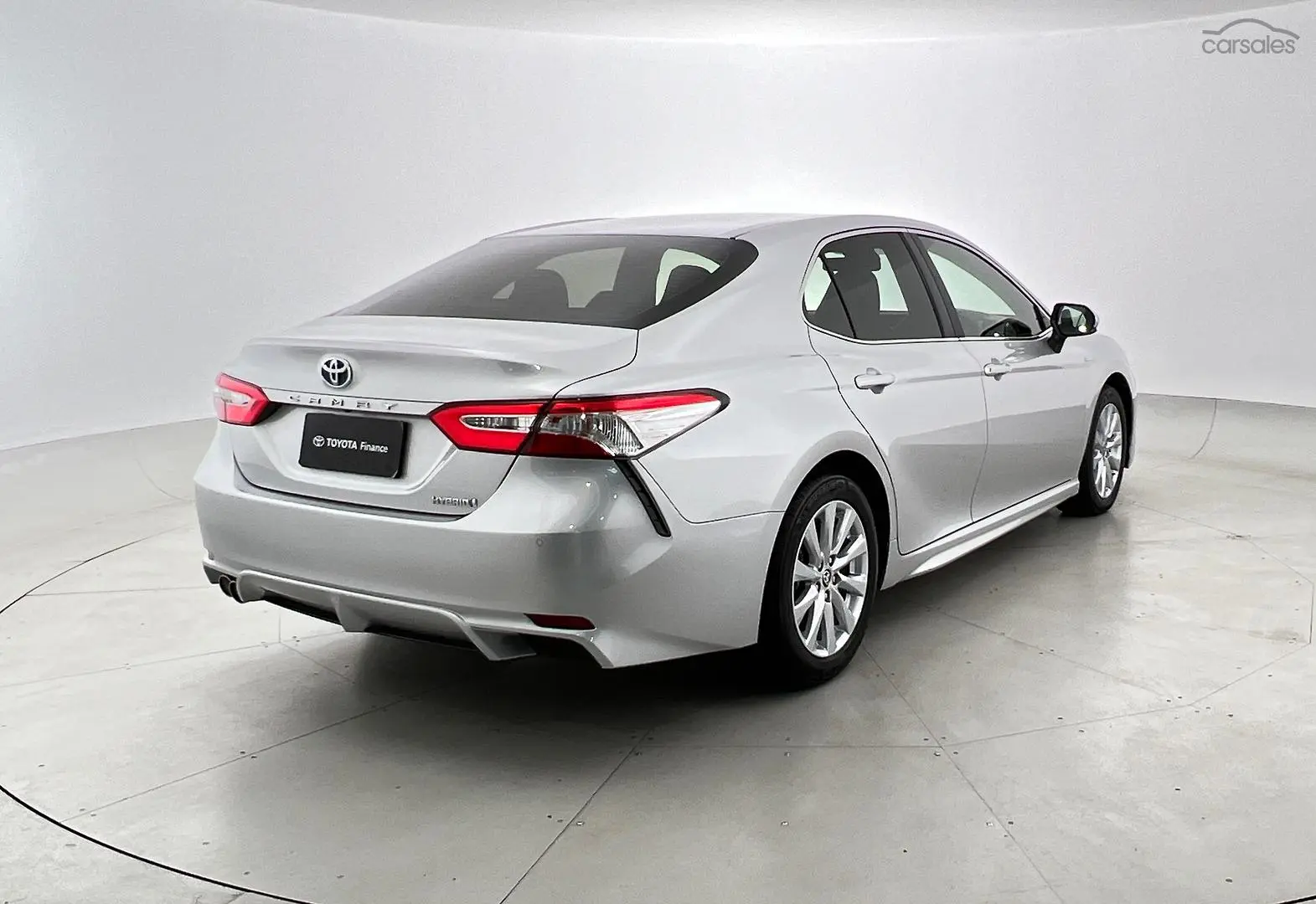 2020 Toyota Camry Image 5