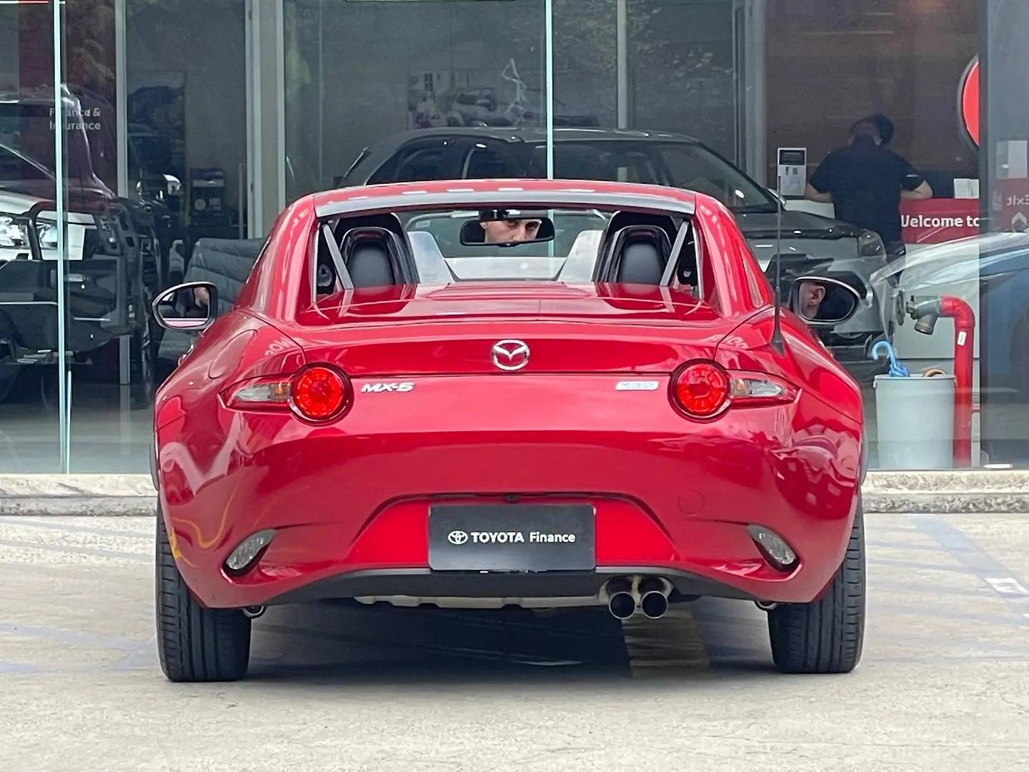 2017 Mazda MX-5 Gallery Image 8