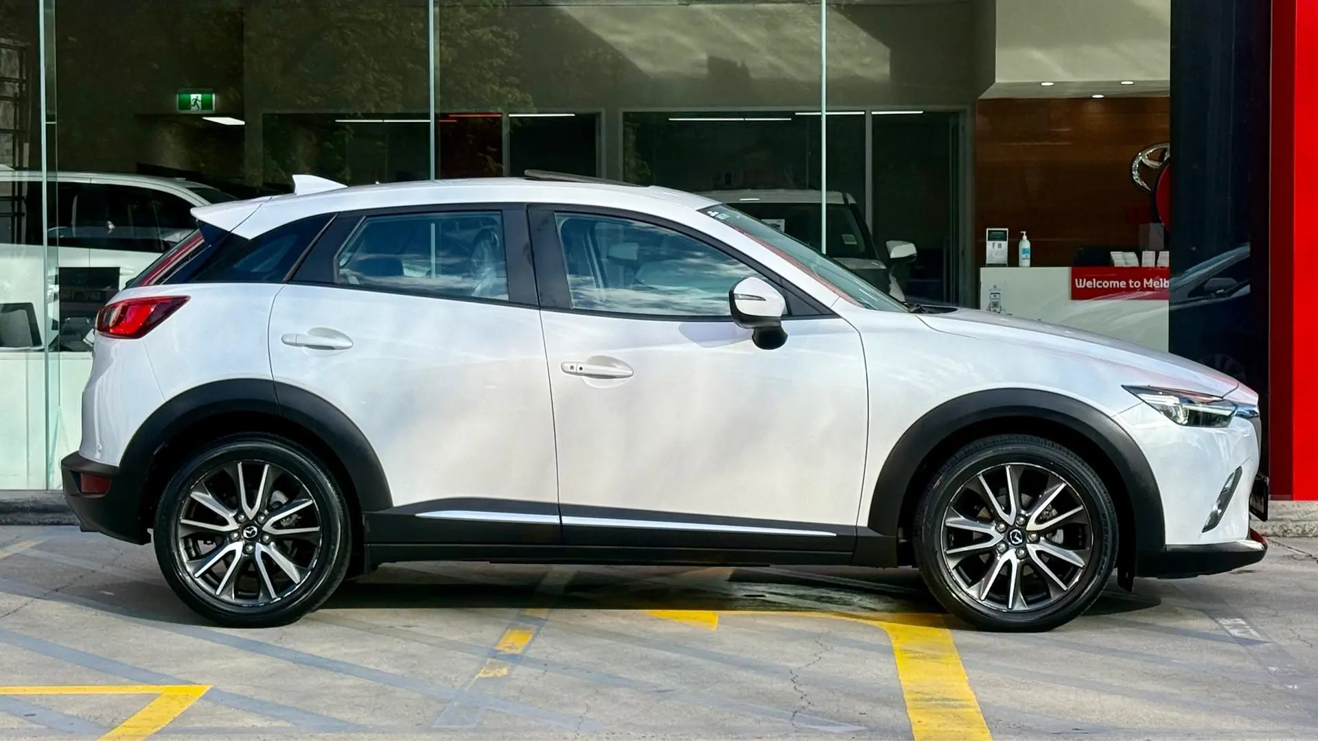 2016 Mazda CX-3 Gallery Image 3