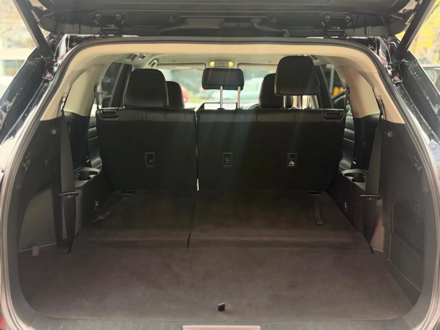 2023 Toyota Kluger Gallery Image 17
