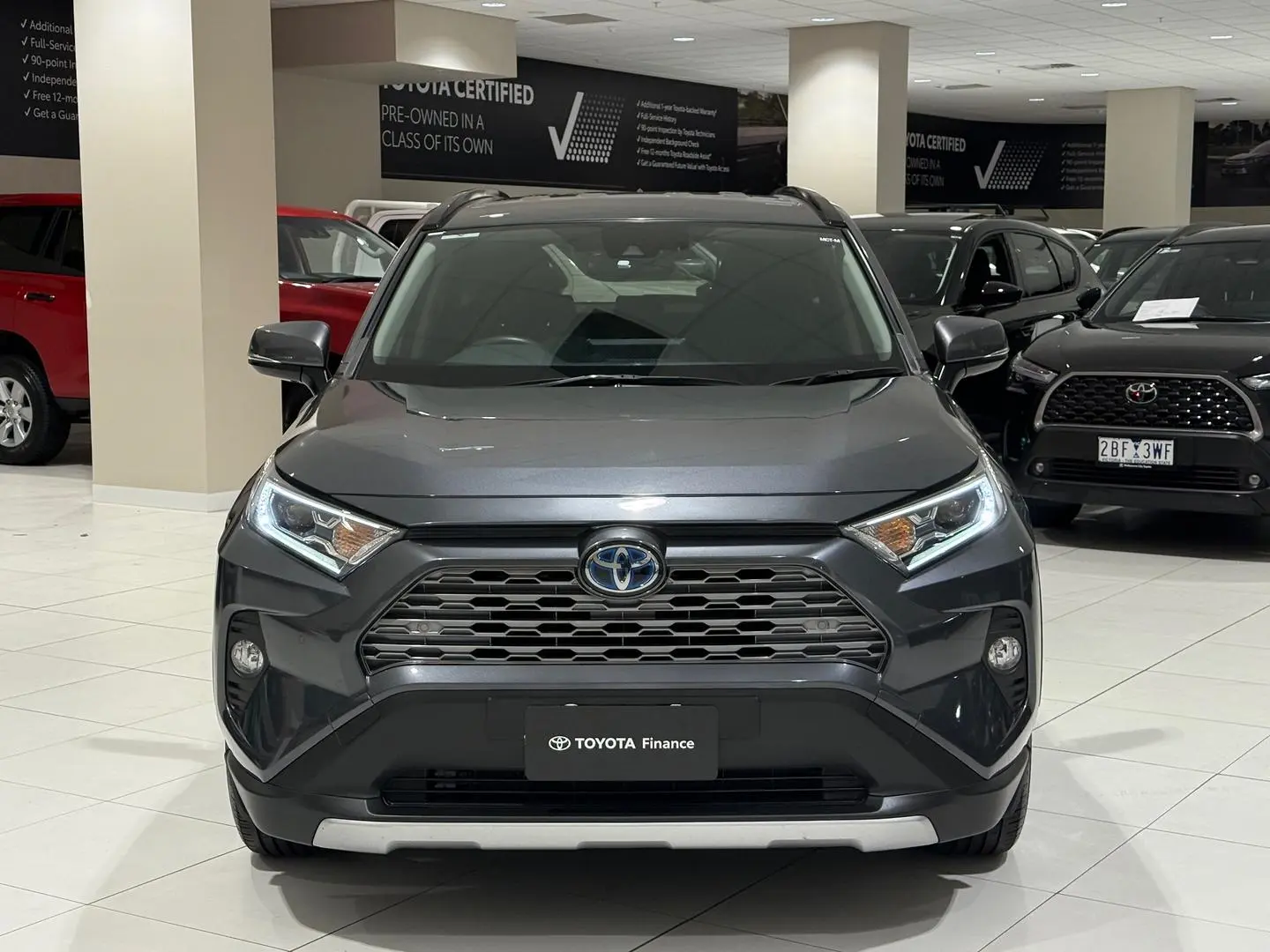 2021 Toyota RAV4 Gallery Image 4