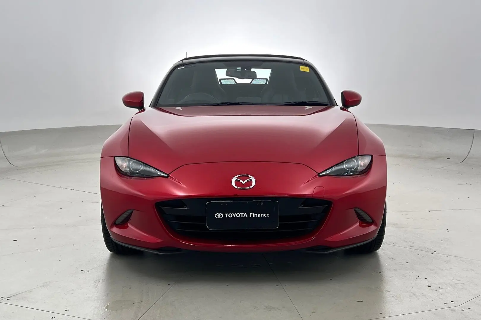 2017 Mazda MX-5 Gallery Image 10