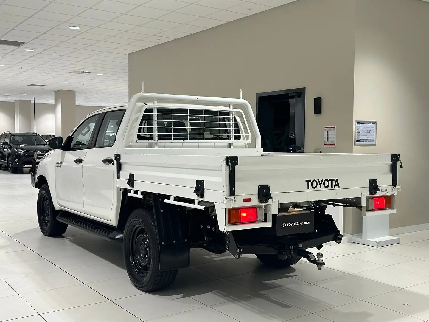 2021 Toyota Hilux Gallery Image 8