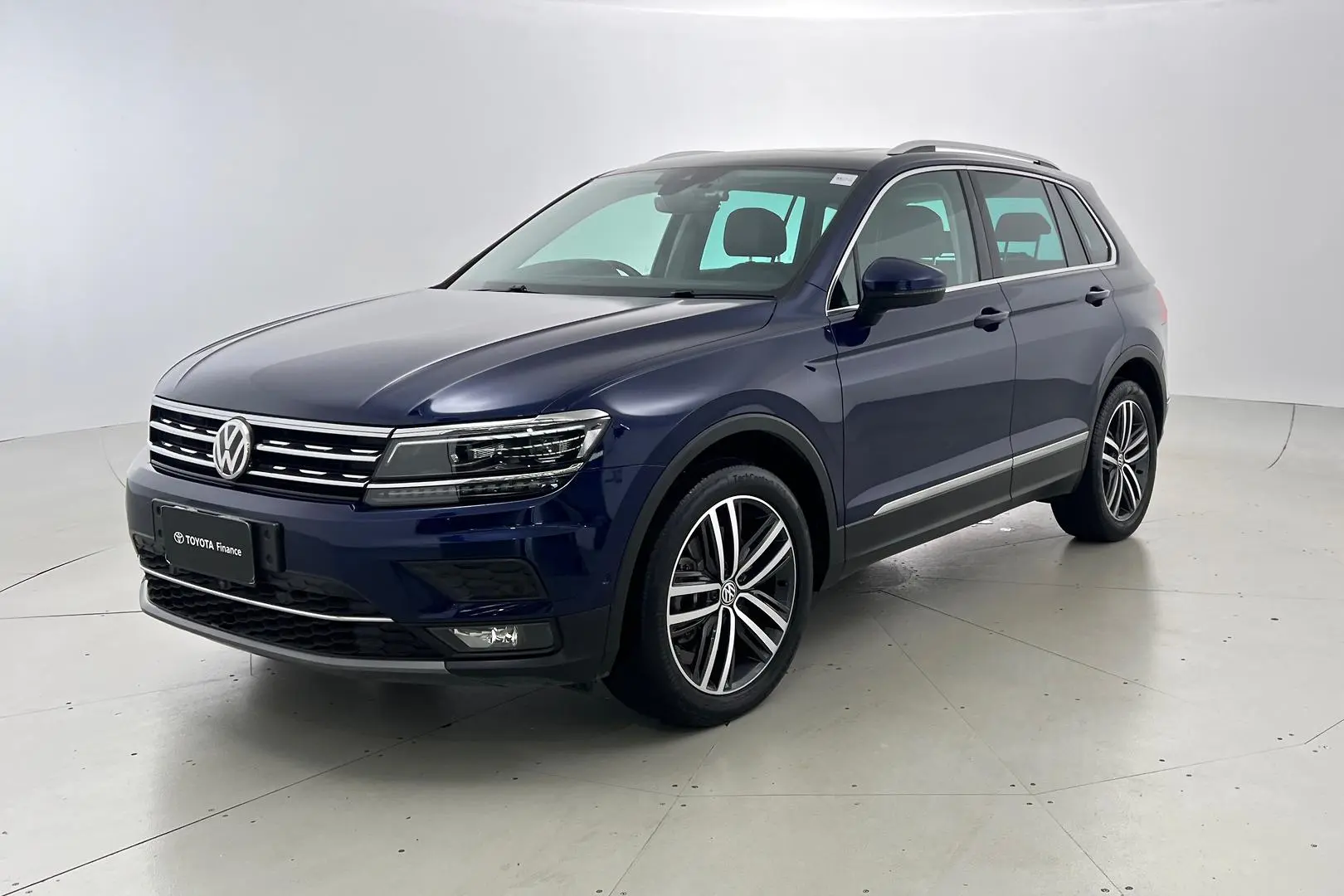 2019 Volkswagen Tiguan Gallery Image 6