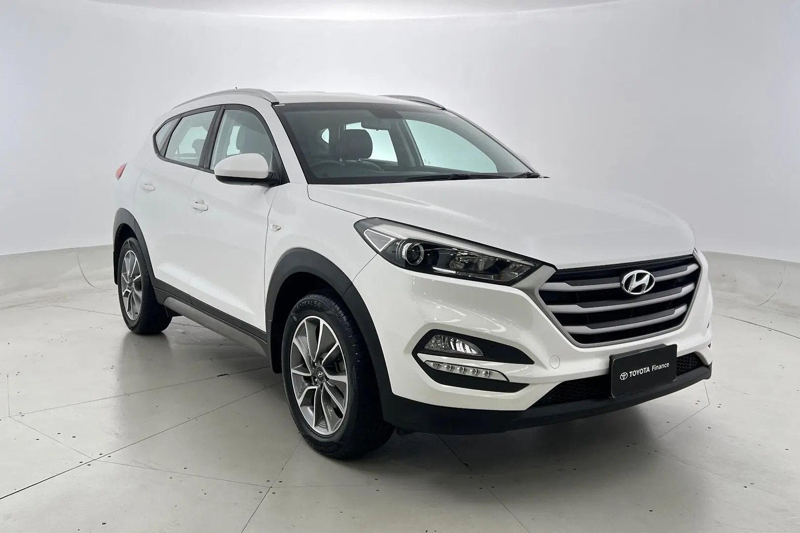 2017 Hyundai Tucson Gallery Image 1