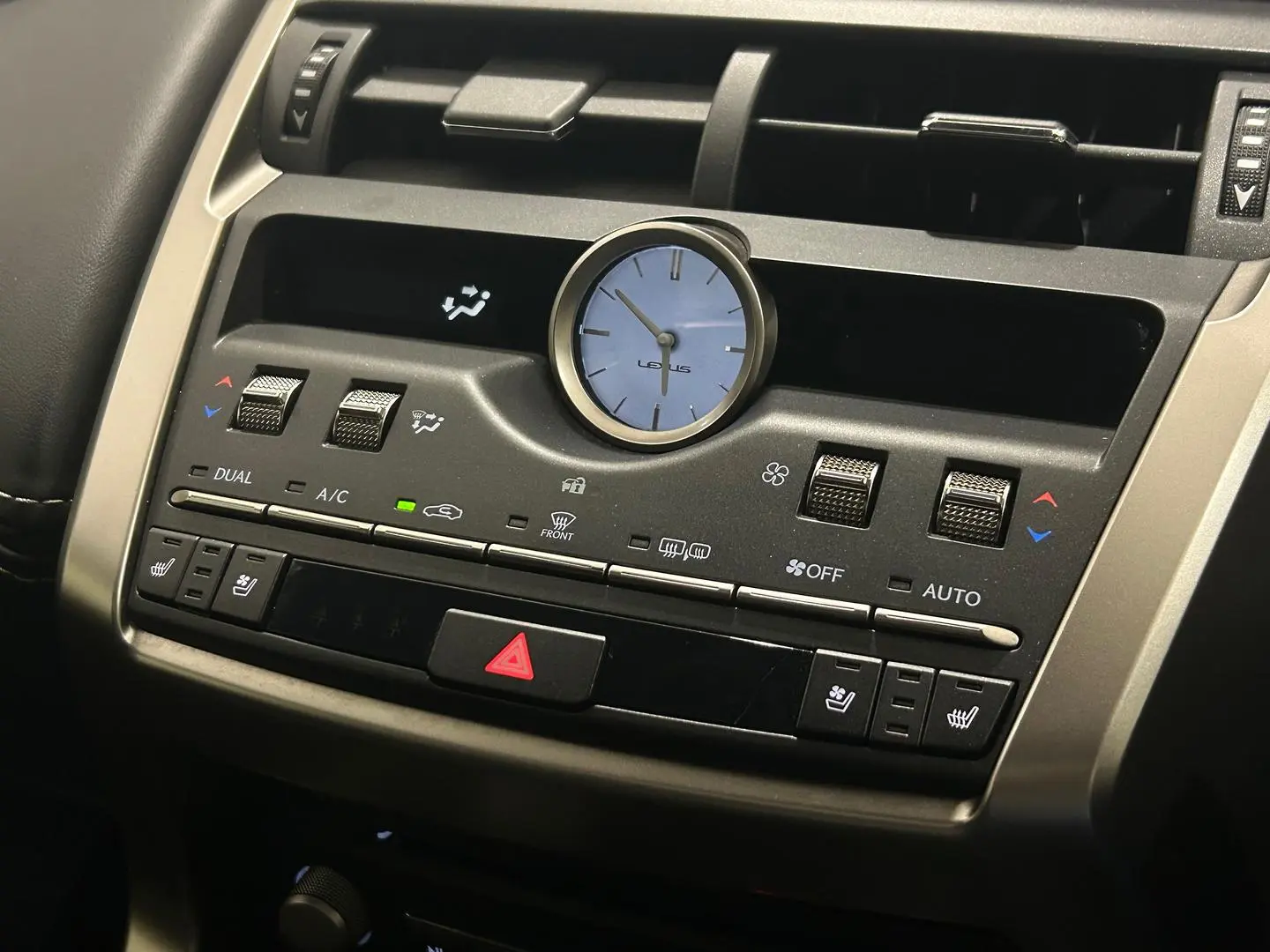 2021 Lexus NX Gallery Image 19