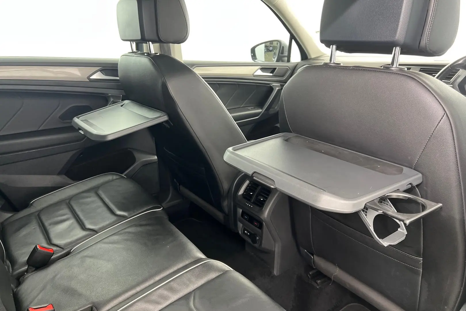 2021 Volkswagen Tiguan Gallery Image 19