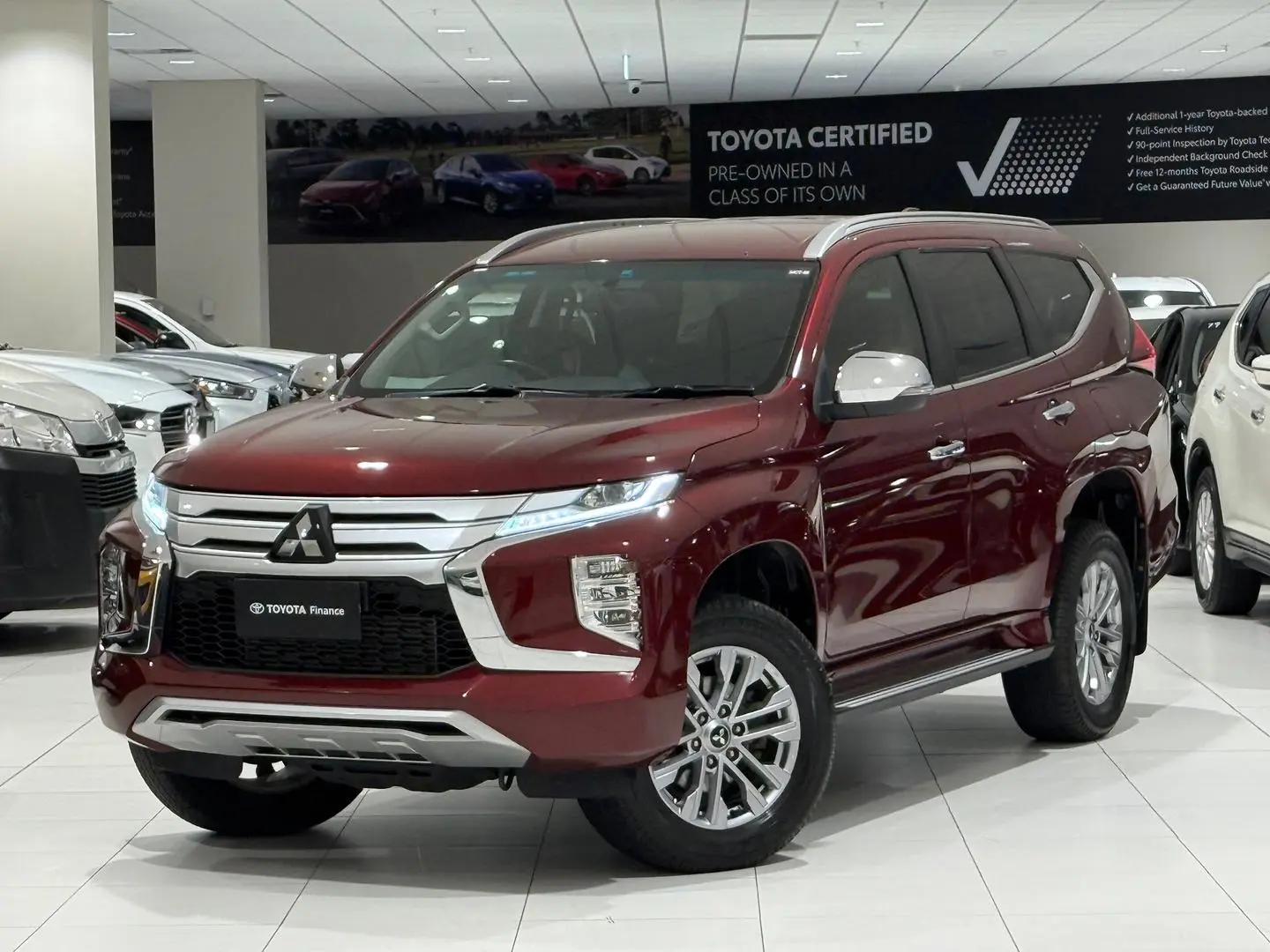 2022 Mitsubishi Pajero Sport Gallery Image 5