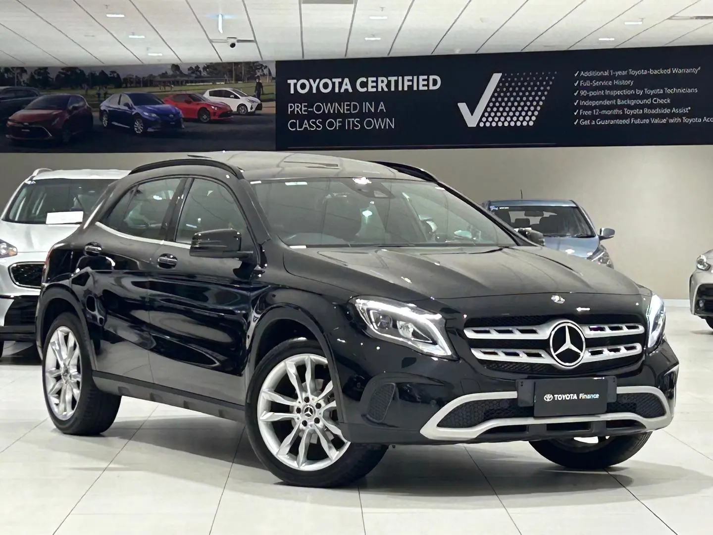 2019 Mercedes-Benz GLA-Class Gallery Image 1