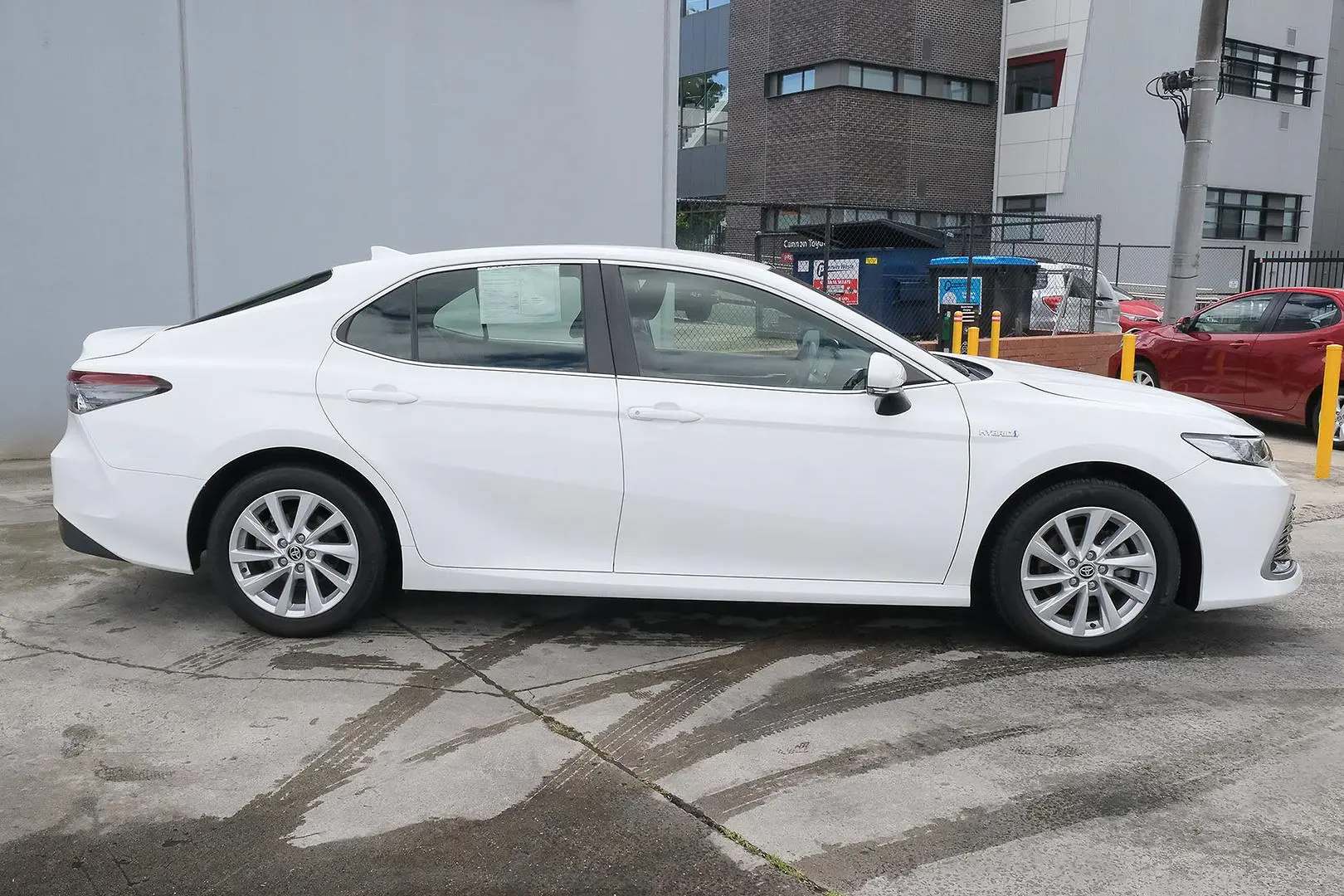 2023 Toyota Camry Gallery Image 5