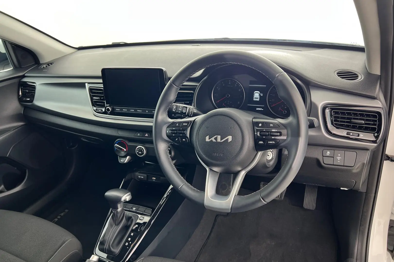 2022 Kia Rio Gallery Image 11