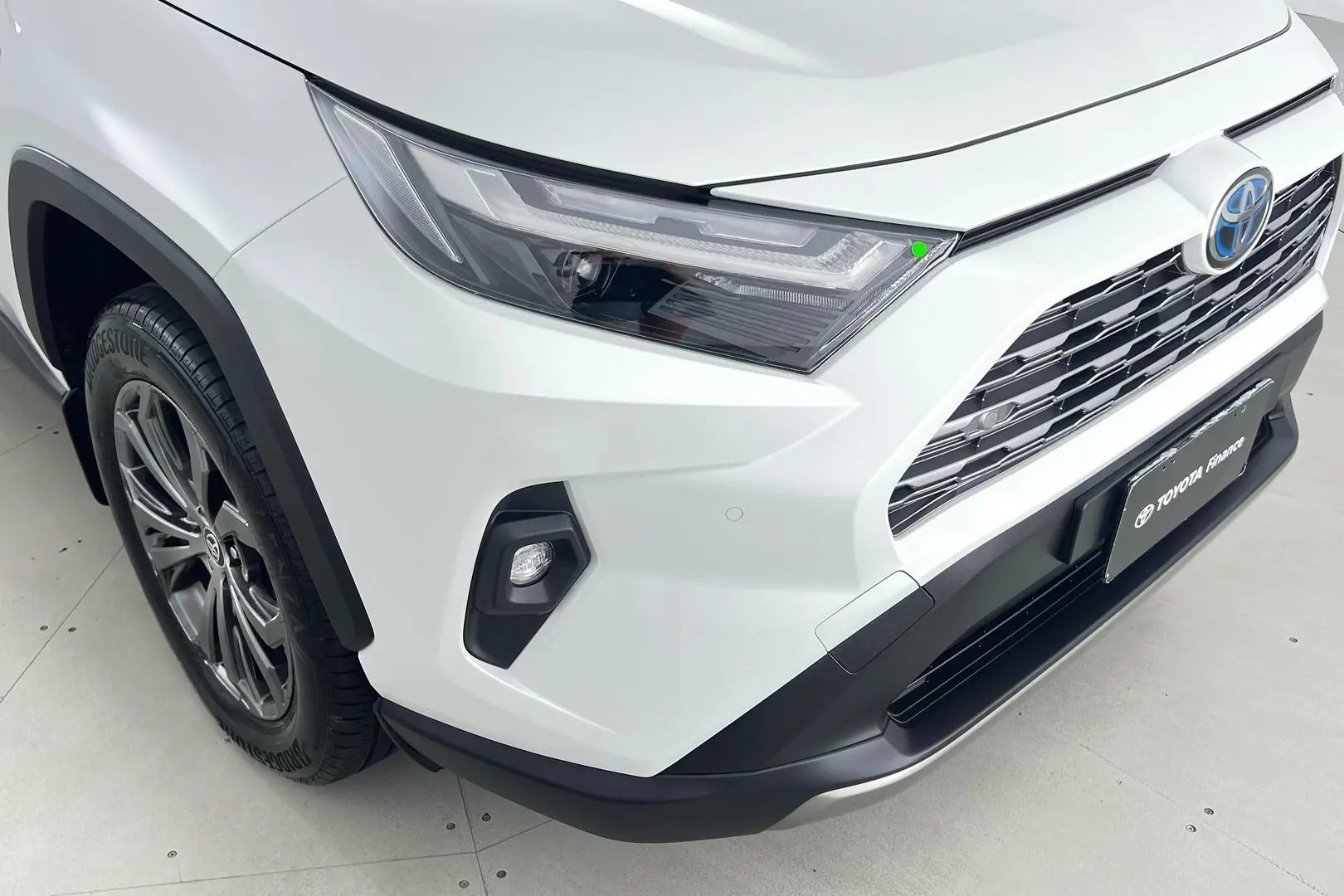 2023 Toyota Rav4 Gallery Image 3