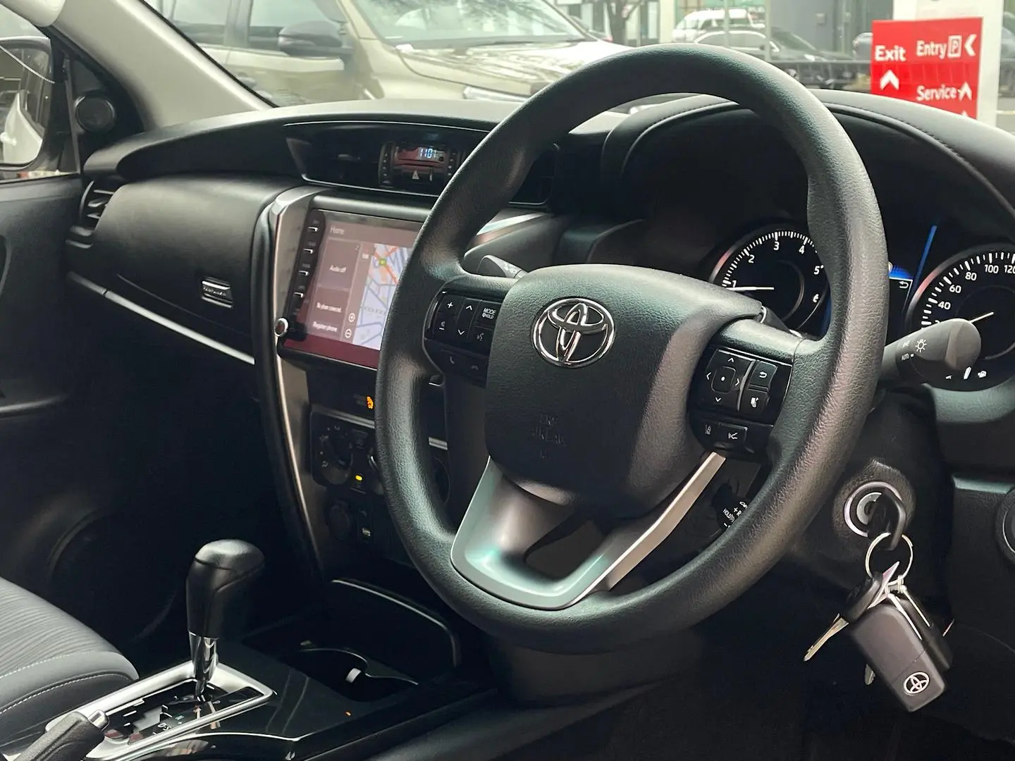 2021 Toyota Fortuner Gallery Image 12