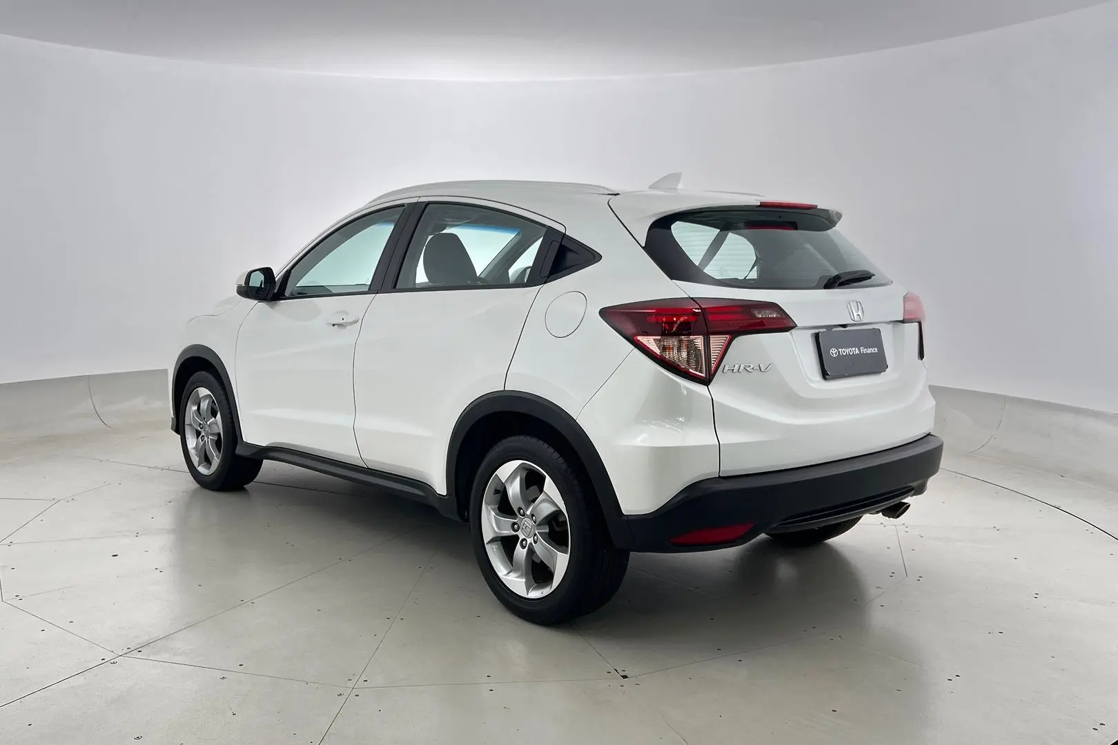 2018 Honda HR-V Gallery Image 7