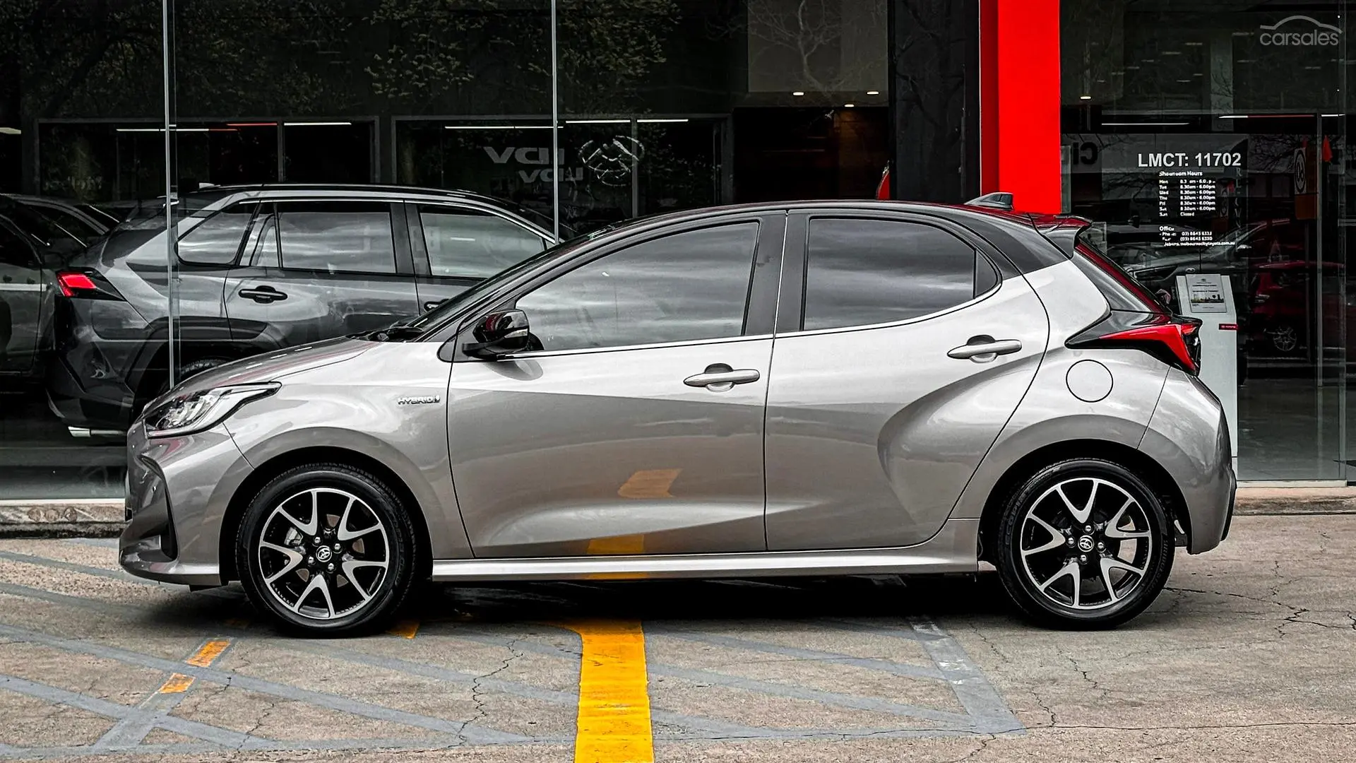 2022 Toyota Yaris Image 8