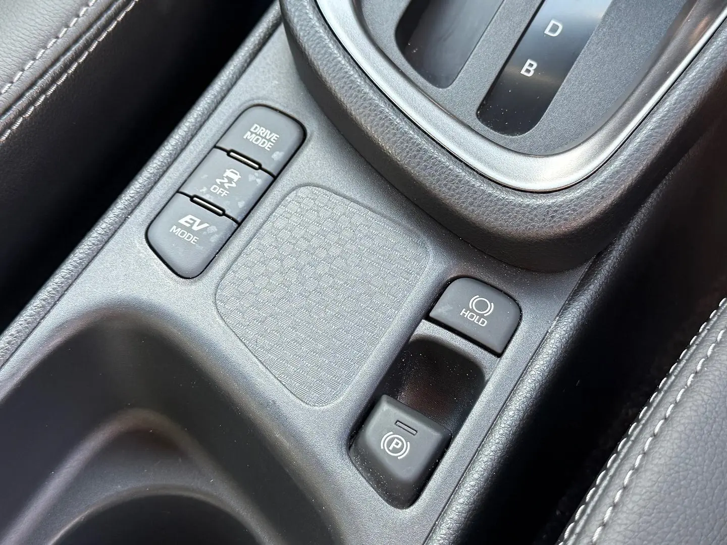 2024 Toyota Yaris Cross Gallery Image 23