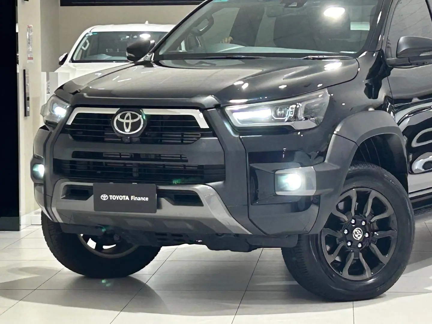2023 Toyota Hilux Gallery Image 7