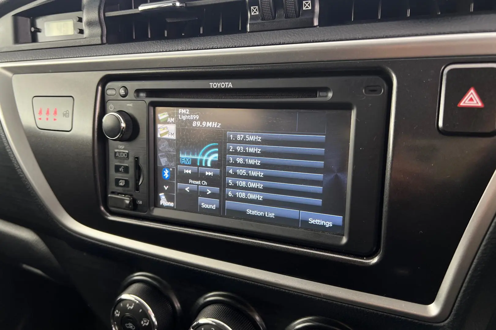 2014 Toyota Corolla Gallery Image 21