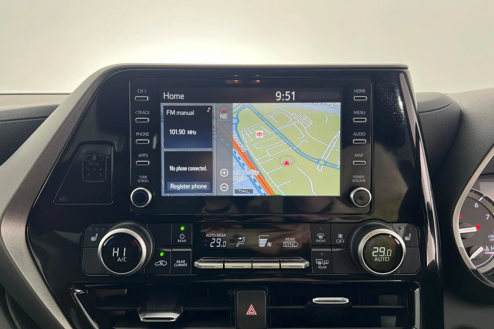 2021 Toyota Kluger Gallery Image 22