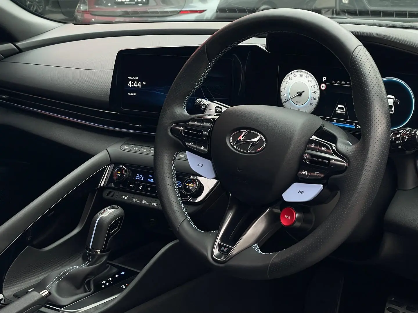 2023 Hyundai i30 Gallery Image 23