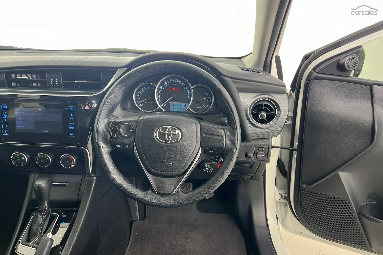 2018 Toyota Corolla Image 13