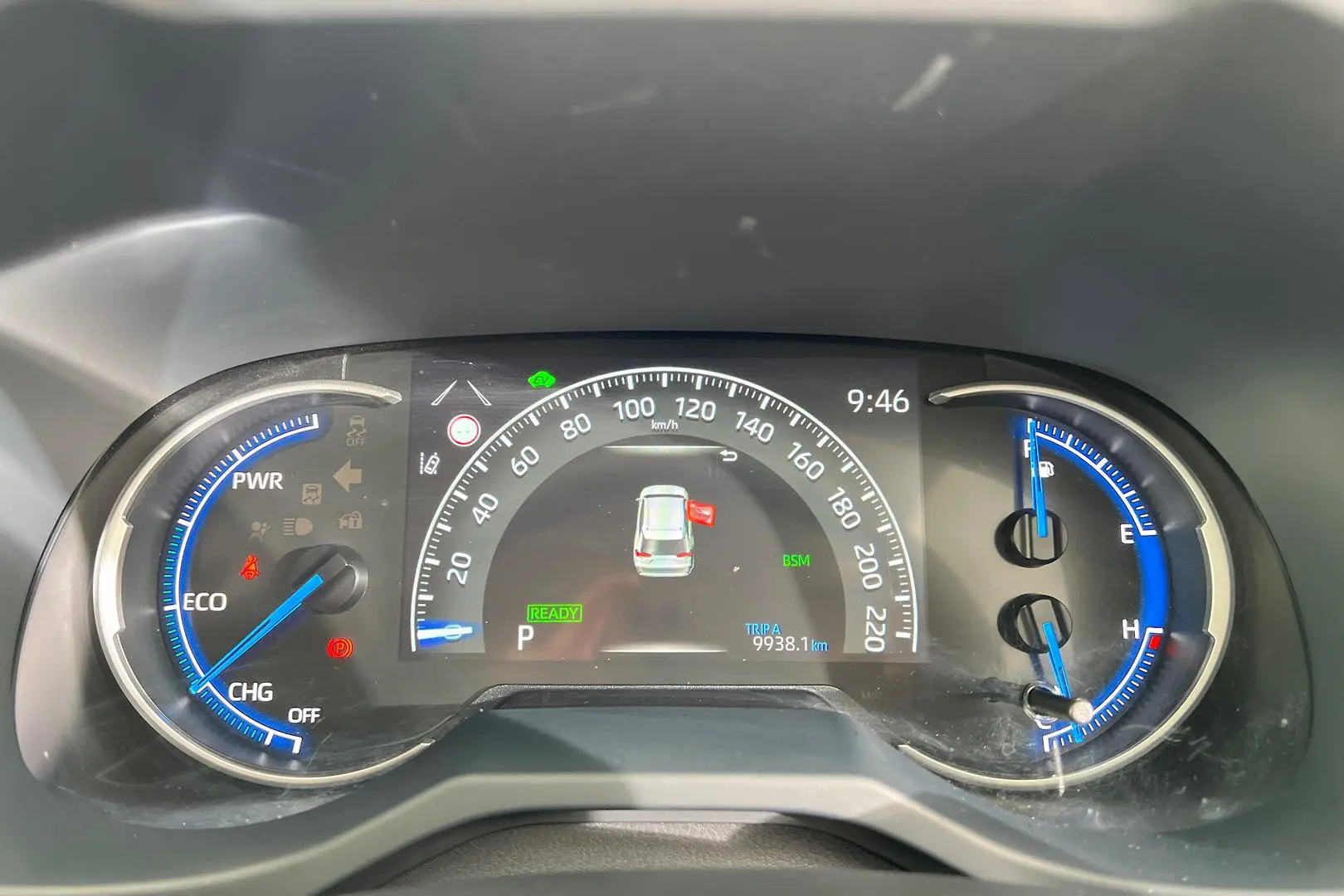 2024 Toyota RAV4 Gallery Image 13