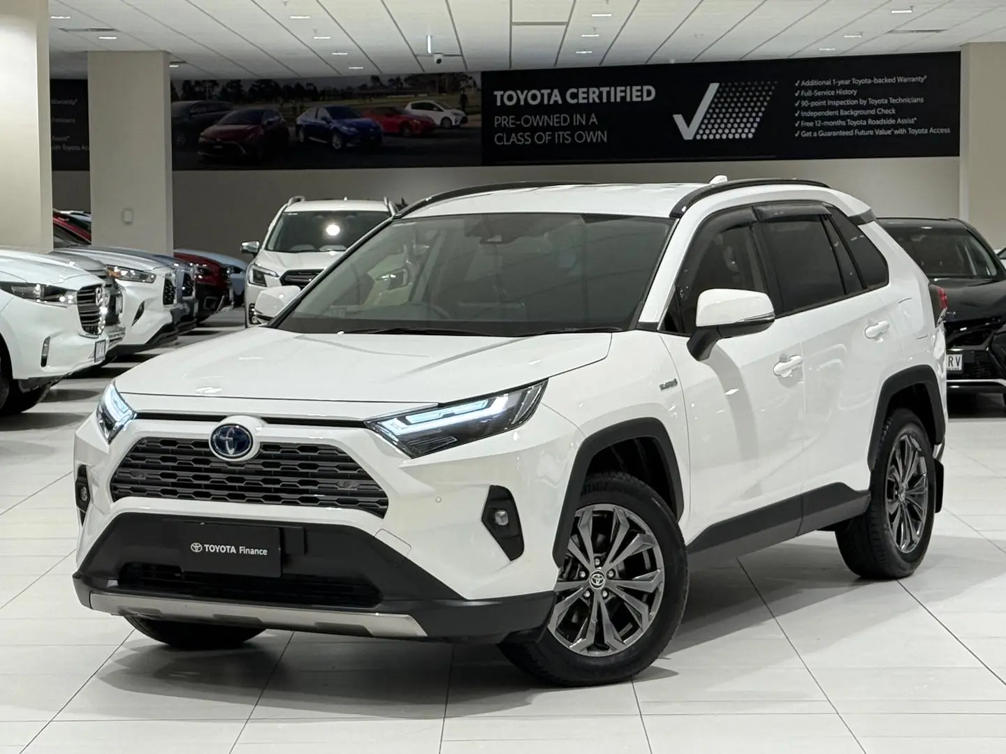 2024 Toyota RAV4 Gallery Image 5